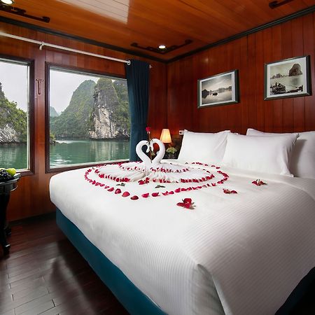 Hotel Flamingo Luxury Cruises Ha Long Esterno foto