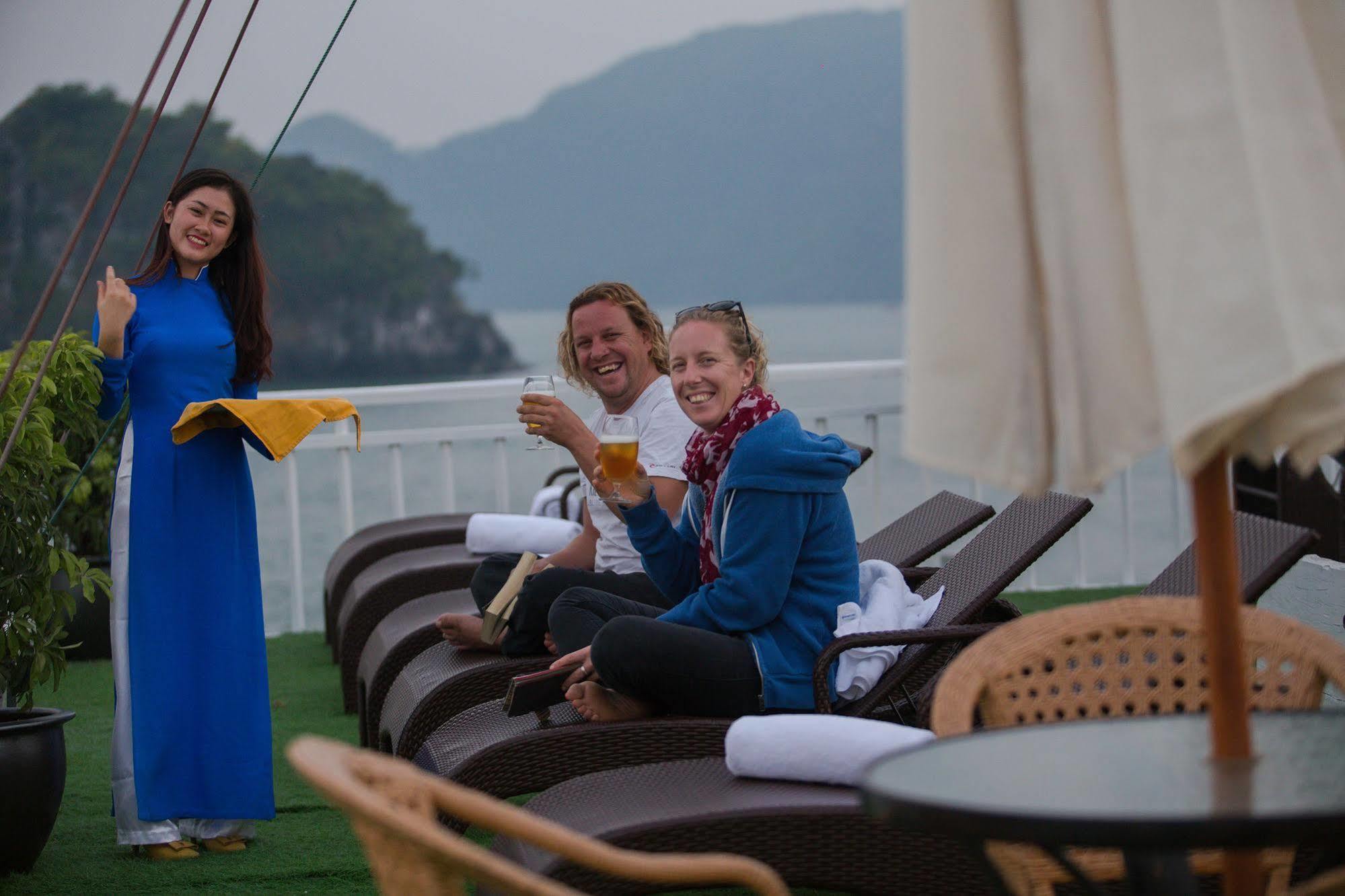 Hotel Flamingo Luxury Cruises Ha Long Esterno foto