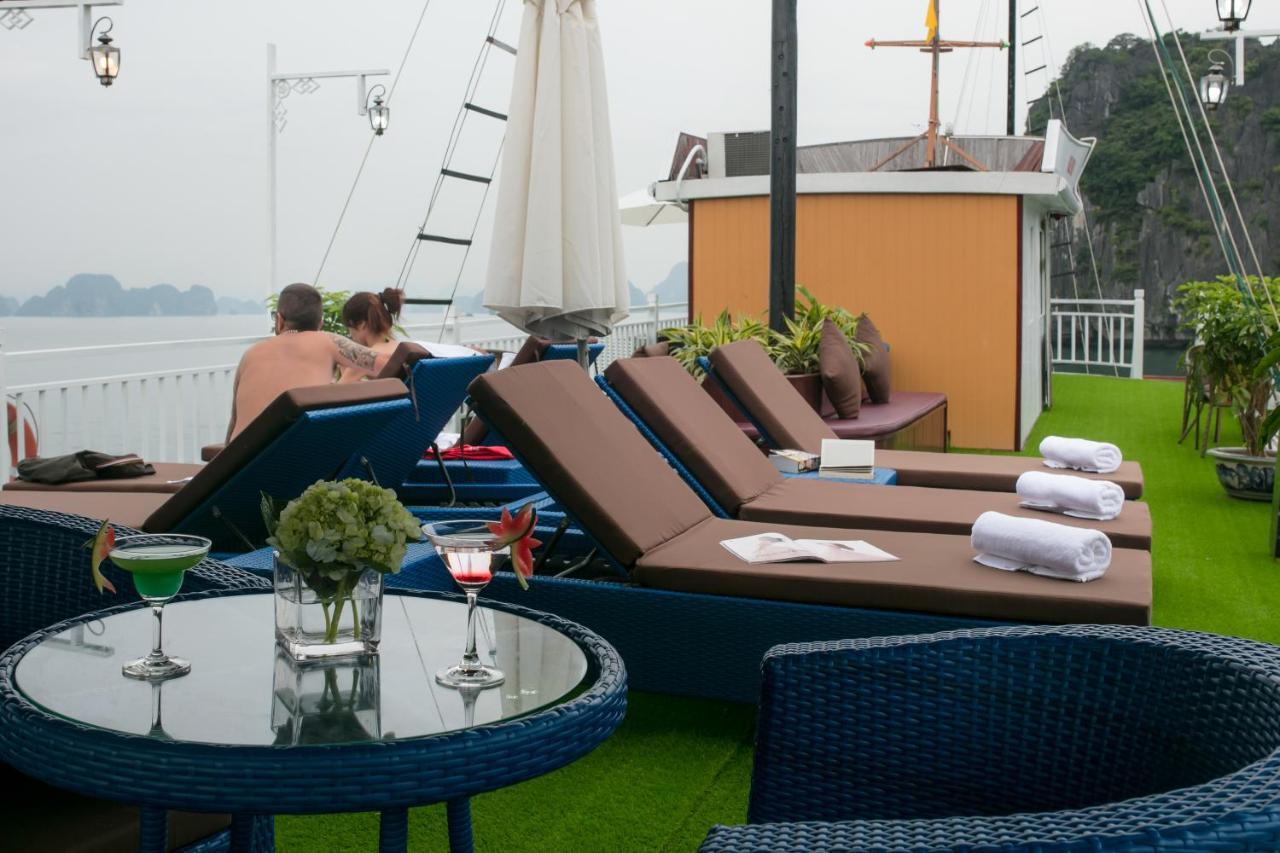 Hotel Flamingo Luxury Cruises Ha Long Esterno foto