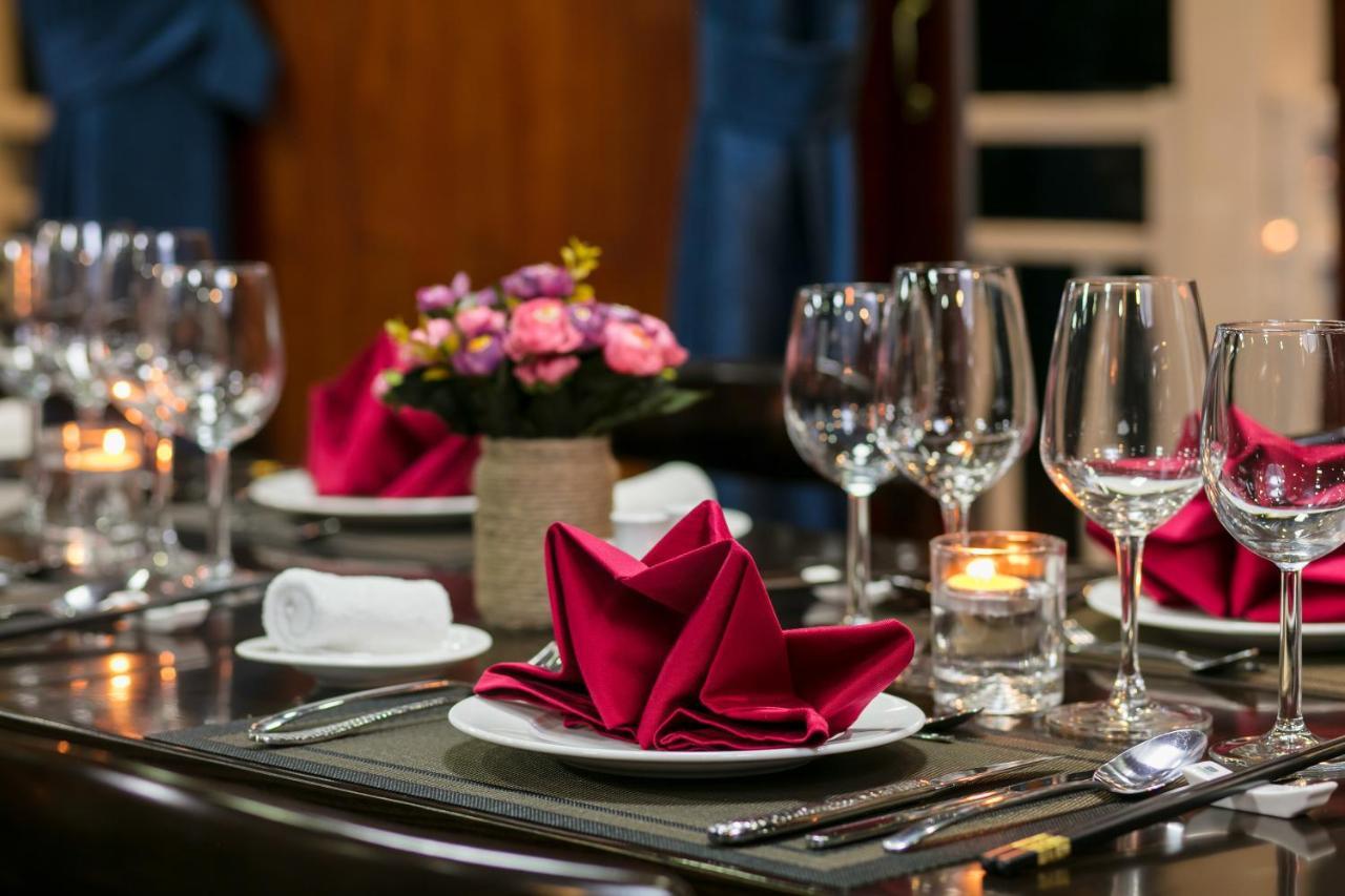 Hotel Flamingo Luxury Cruises Ha Long Esterno foto