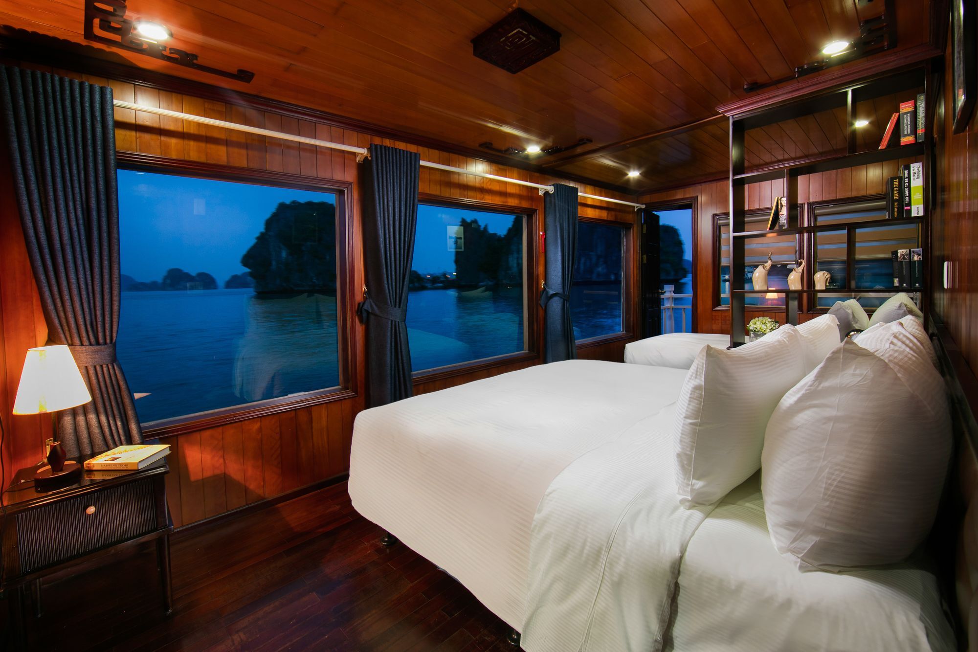 Hotel Flamingo Luxury Cruises Ha Long Esterno foto